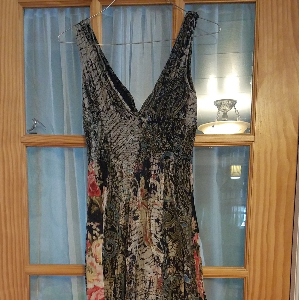 Solitaire Midi Dress